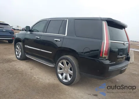 2017 Cadillac Escalade Luxury z USA, uszkodzony, nr VIN 1GYS3BKJ0HR310264